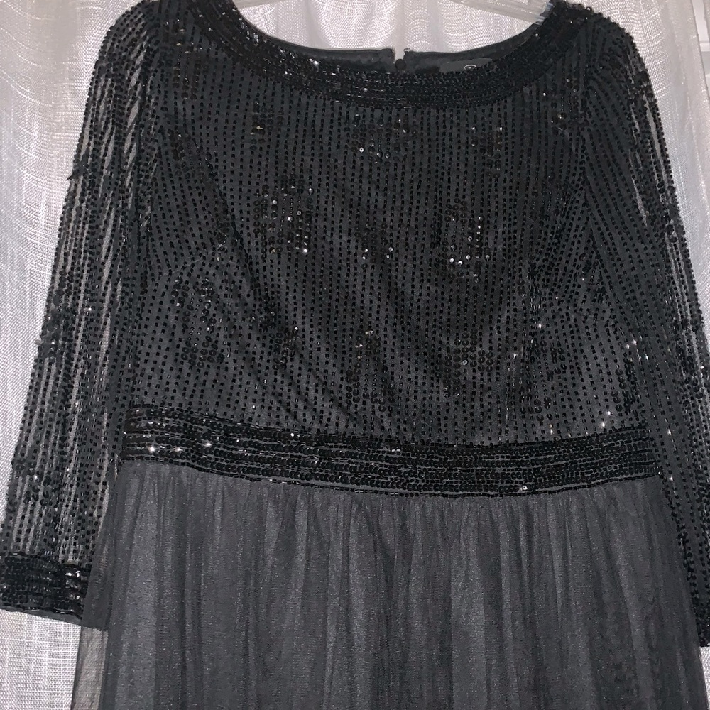 Adrianna papell dress